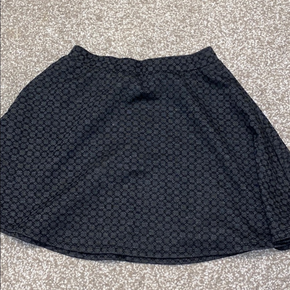 Gray flare patterned skirt